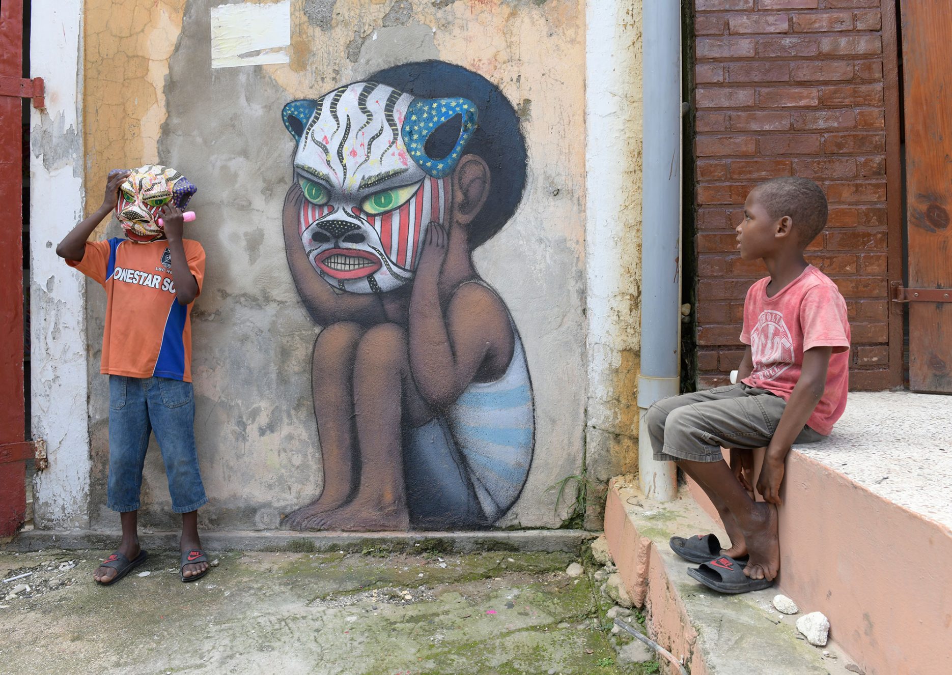 “Masque carnival” Jacmel, Haïti. Street Art de Seth, photo © Martha Cooper